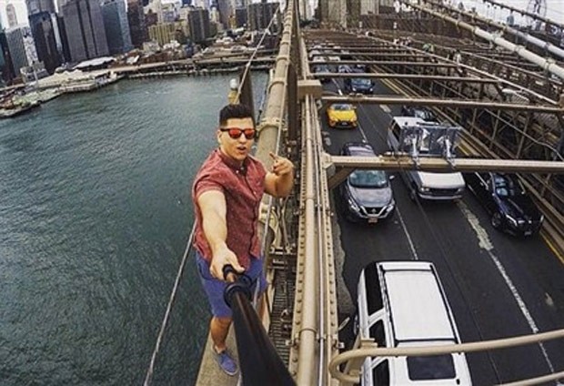 David Karnauch foi preso por fazer selfie na ponte do Brooklyn (Foto: Reprodução/Instagram/Davidkarny )