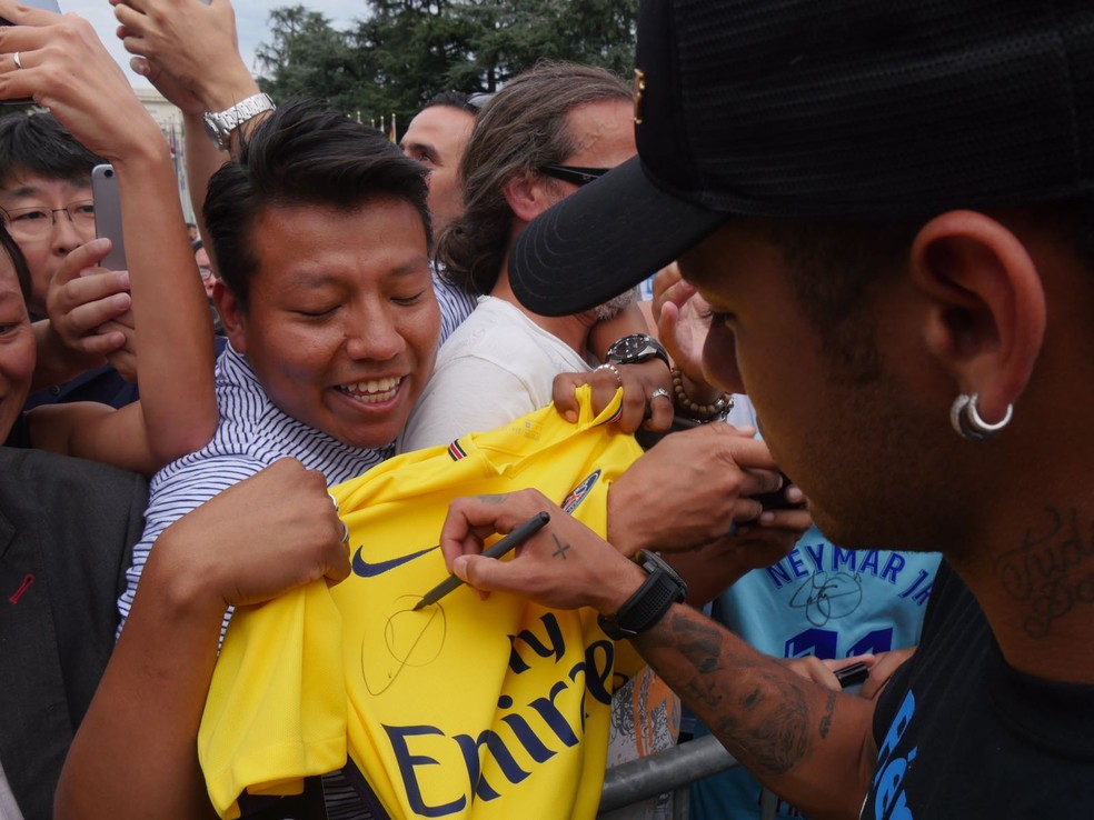 Neymar é o novo embaixador da ONG Handicap International em Genebra (Foto: Gil Araujo)