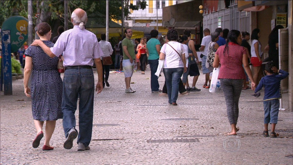Sobe expectativa de vida dos brasileiros para 76 anos (arquivo) — Foto: TV Globo