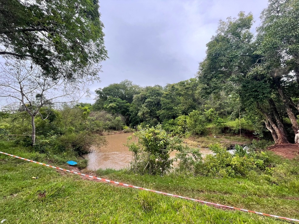 Adolescente morre afogado em cachoeira  Foto: Lorena Segala