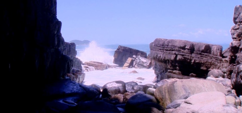 Formação rochosa no Sul da Ilha de Santa Catarina — Foto: Reprodução/ NSC TV