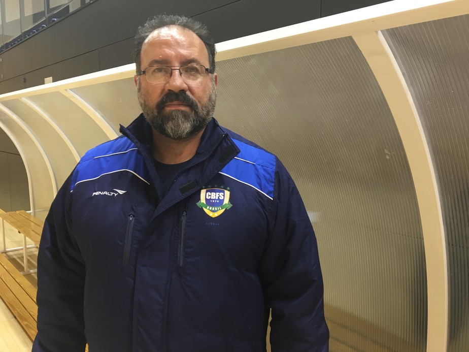 PC Oliveira diz que não foi avisado sobre demissão da seleção e promete ir à Justiça