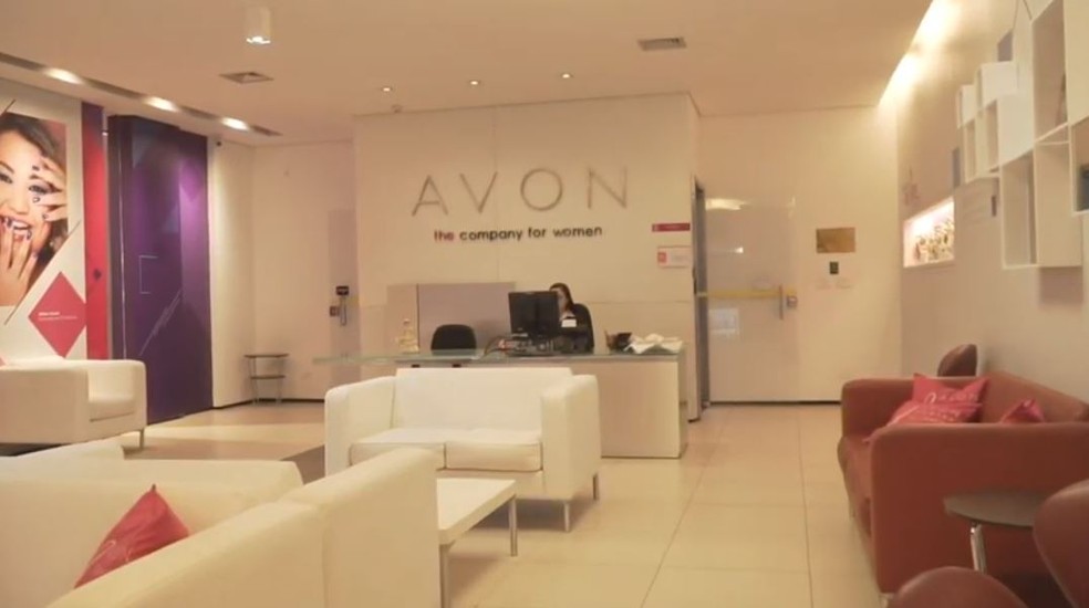 Avon é multada em US$ 46 milhões nos EUA após mulher dizer que produtos  contribuíram para câncer | Negócios | G1
