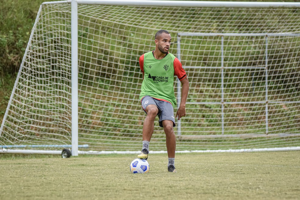 João Victor perdeu espaço na temporada 2021 — Foto: Pietro Carpi / Divulgação / EC Vitória