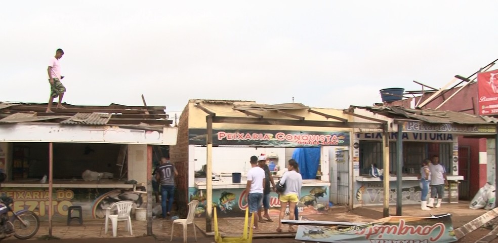 Peixaria localizada na avenida Rio de Janeiro em Porto Velho  — Foto: Armando Júnior/Rede Amazônica 
