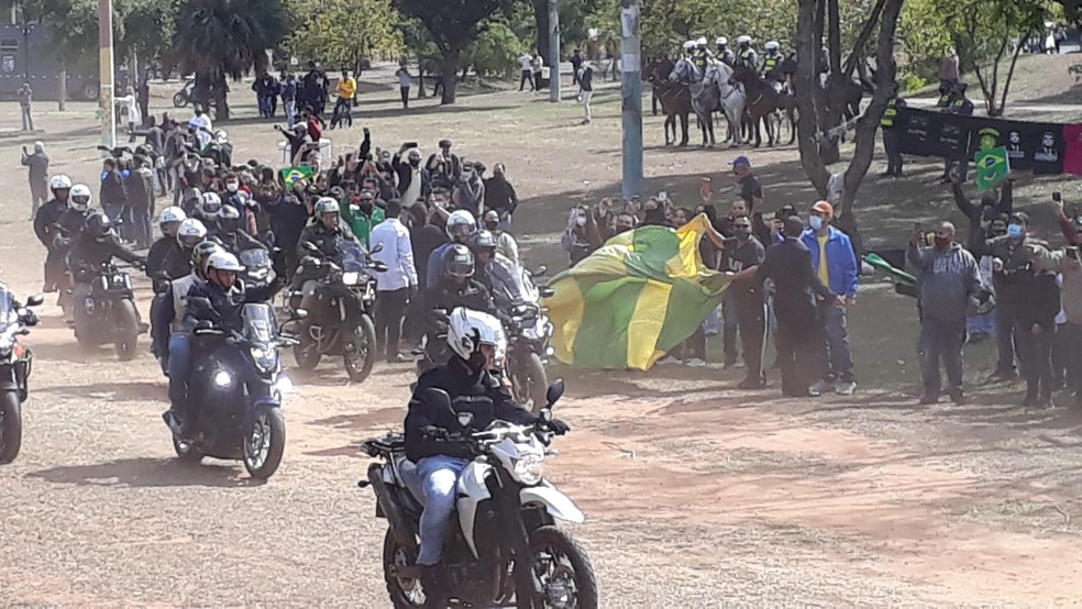 O presidente Jair Bolsonaro participou neste sábado (31) de um passeio de motociclistas em Presidente Prudente  — Foto: Emerson Sanchez/TV Fronteira