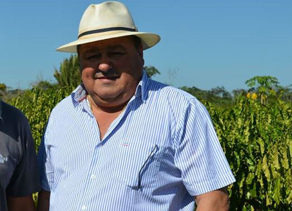 Prefeito de Colniza, Esvandir Mendes, conhecido como Vando Colnizatur, tinha 61 anos e foi morto a tiros (Foto: Arquivo Pessoal)