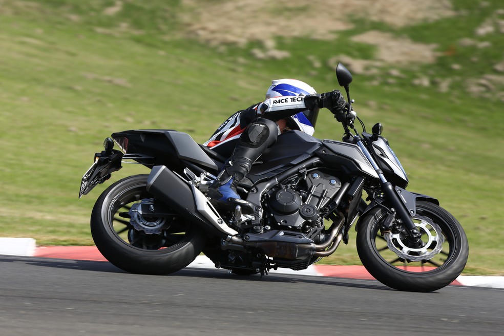 Honda CB 500F 2016 (Foto: Divulgação)