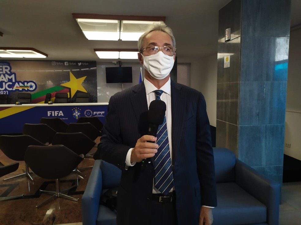 Evandro Carvalho, presidente da Federação Pernambucana de Futebol — Foto: Daniel Gomes