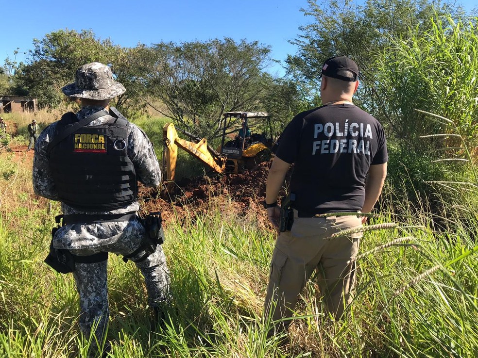 Policia Fecha Passagens Ilegais Na Fronteira Entre Brasil E Argentina Em Santo Antonio Do Sudoeste Oeste E Sudoeste G1