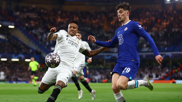 Militão em ação em Chelsea x Real Madrid na Champions
