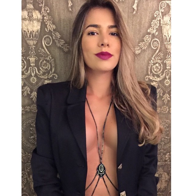 Adriana Sant'Anna (Foto: Instagram / Reprodução)