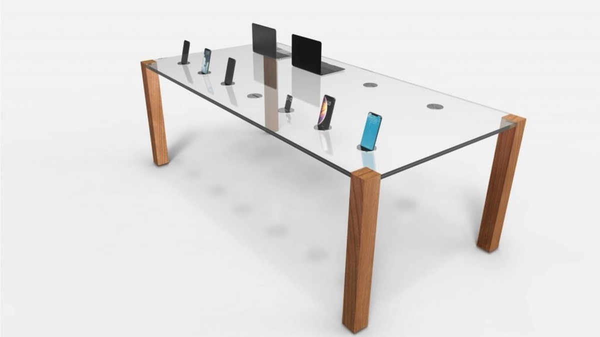 Mesa que conduz energia pode carregar celular no futuro; veja imagens