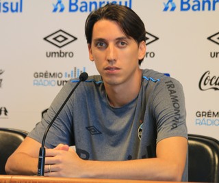 Geromel vê Grêmio e São Paulo em momentos parecidos: Estamos leves