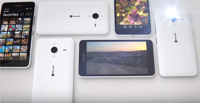 Lumia 640 XL tem câmera de 13 megapixels traseira e frontal de 5 megapixels (Foto: Reprodução/Microsoft)