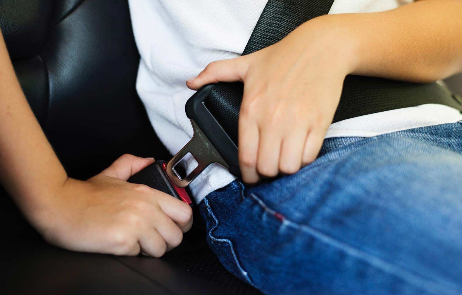 Multa por não usar cinto de segurança: valor, pontos na CNH e mais