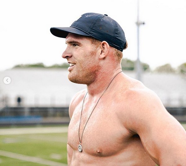 O jogador de futebol americano Cameron Smith (Foto: Instagram)