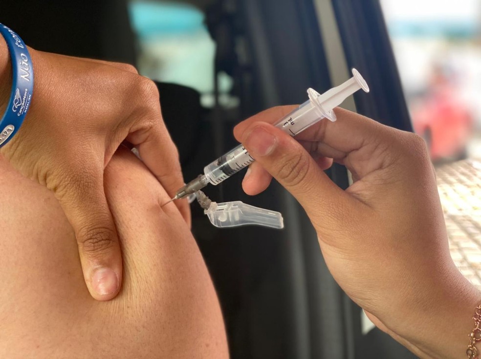 Vacinação contra Covid-19 em Natal — Foto: Kleber Teixeira/Inter TV Cabugi