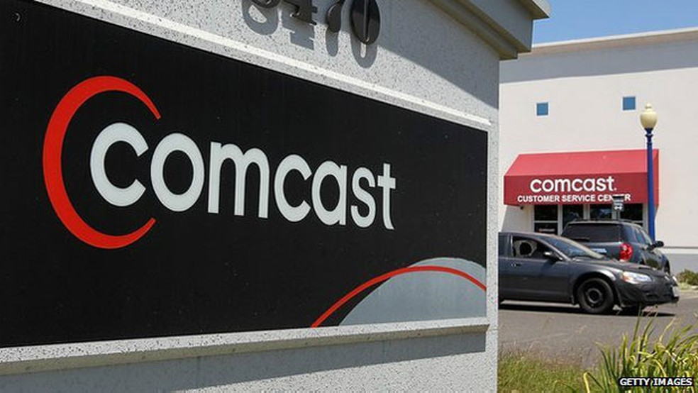 Comcast anunciou que vai pagar bônus de US$ 1 mil a mais de 100 mil empregados (Foto: Getty)