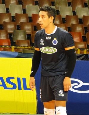 Rivais na Superliga, Cruzeiro e Sesi jogam pela semifinal da Copa Brasil