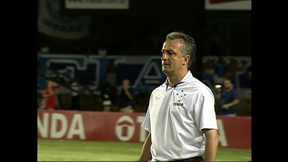 Dorival JÃºnior,  tÃ©cnico do Cruzeiro em 2007 â€” Foto: ReproduÃ§Ã£o/TV Globo Minas