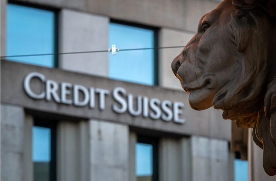 Ações do Credit Suisse tiveram a maior queda diária de sua história na quarta-feira