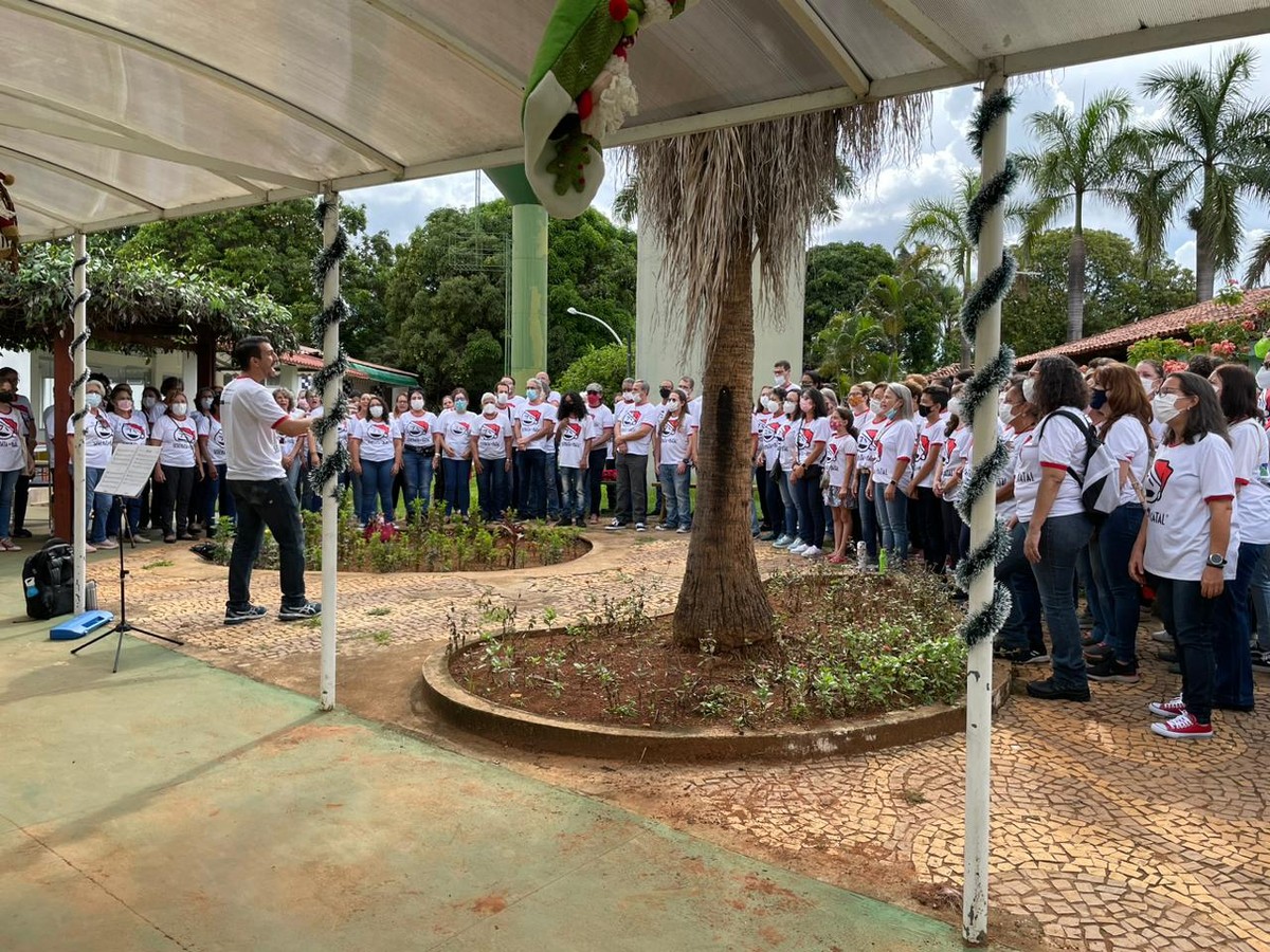 Serenata de Natal: coral da UnB inspira moradores de Brasília com  apresentações na rua; veja agenda | Distrito Federal | G1