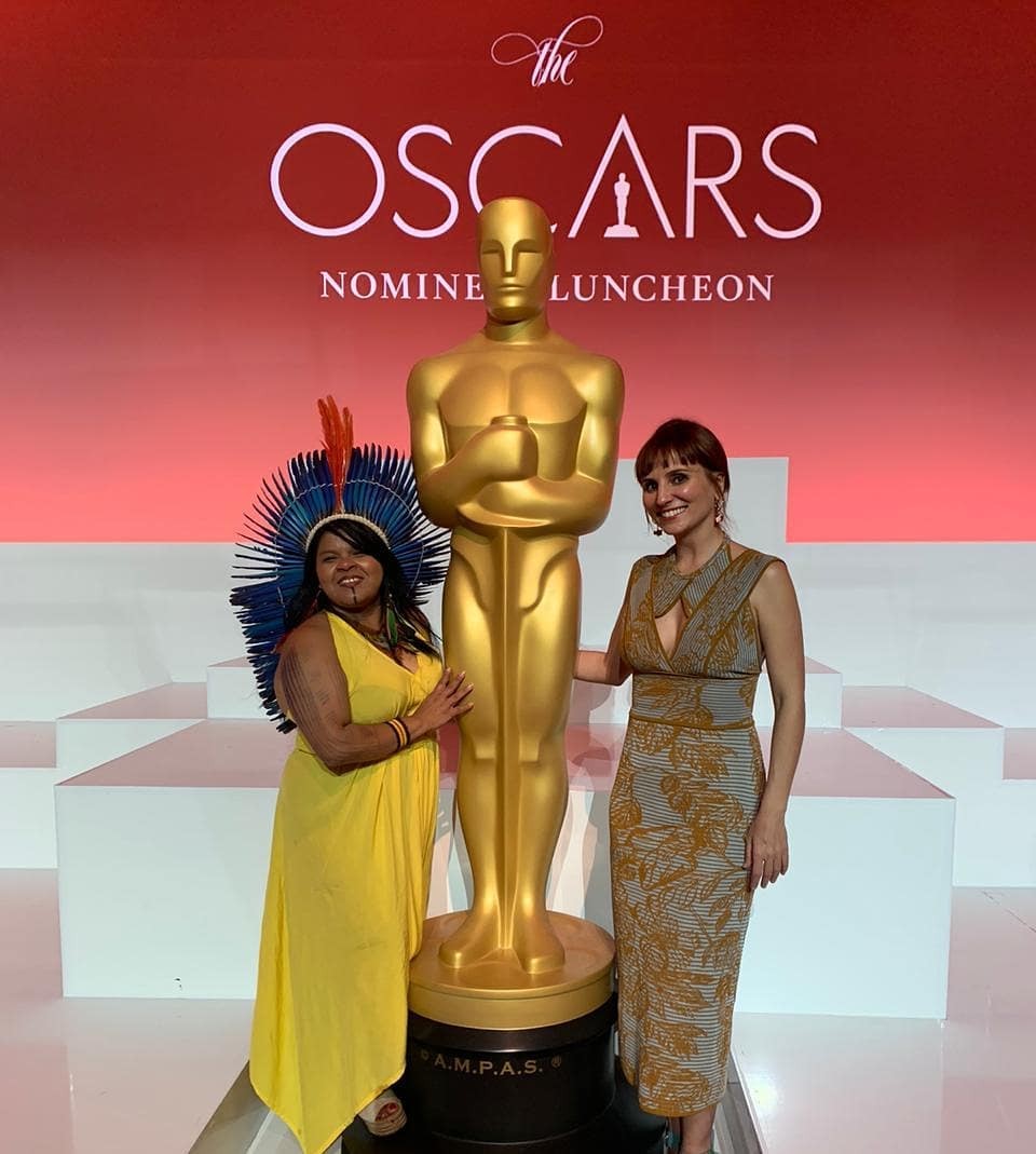Sonia Guajajara e Petra Costa no almoço para os indicados ao Oscar (Foto: Reprodução / Instagram)