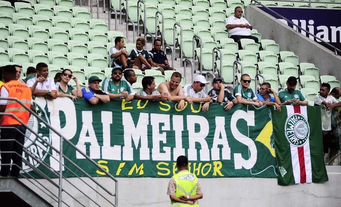 Futebol sem torcida em 2020 dará prejuízo milionário a clubes brasileiros -  13/04/2020 - UOL Esporte