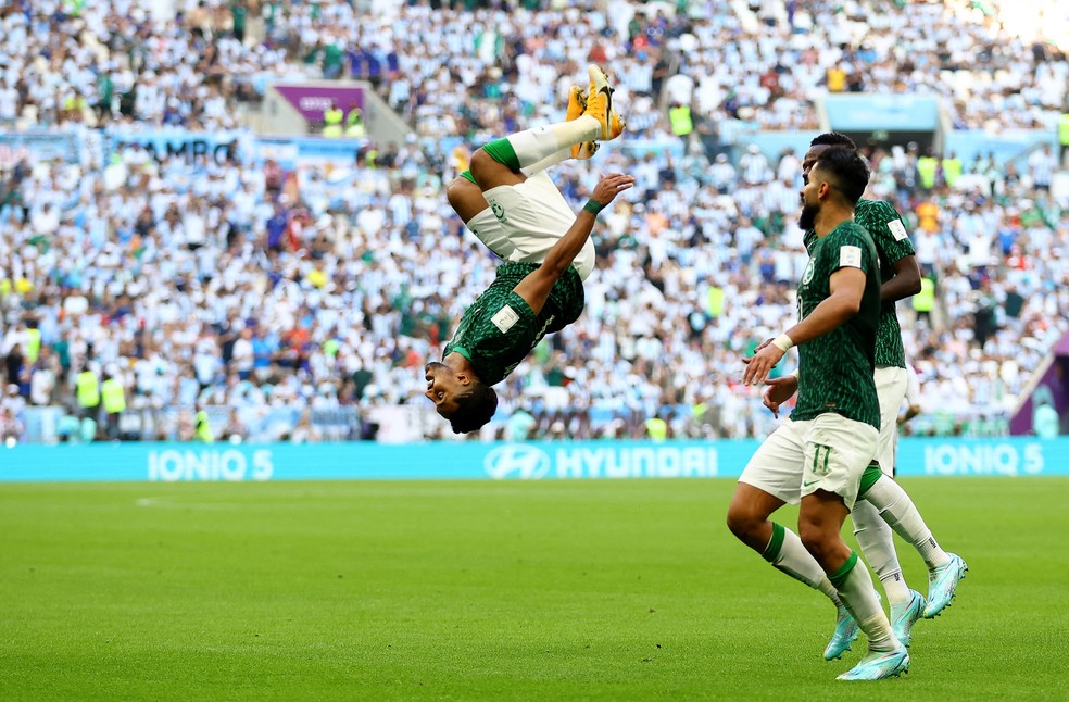 Salem comemora gol contra a Argentina no Catar — Foto: REUTERS/Hannah Mckay