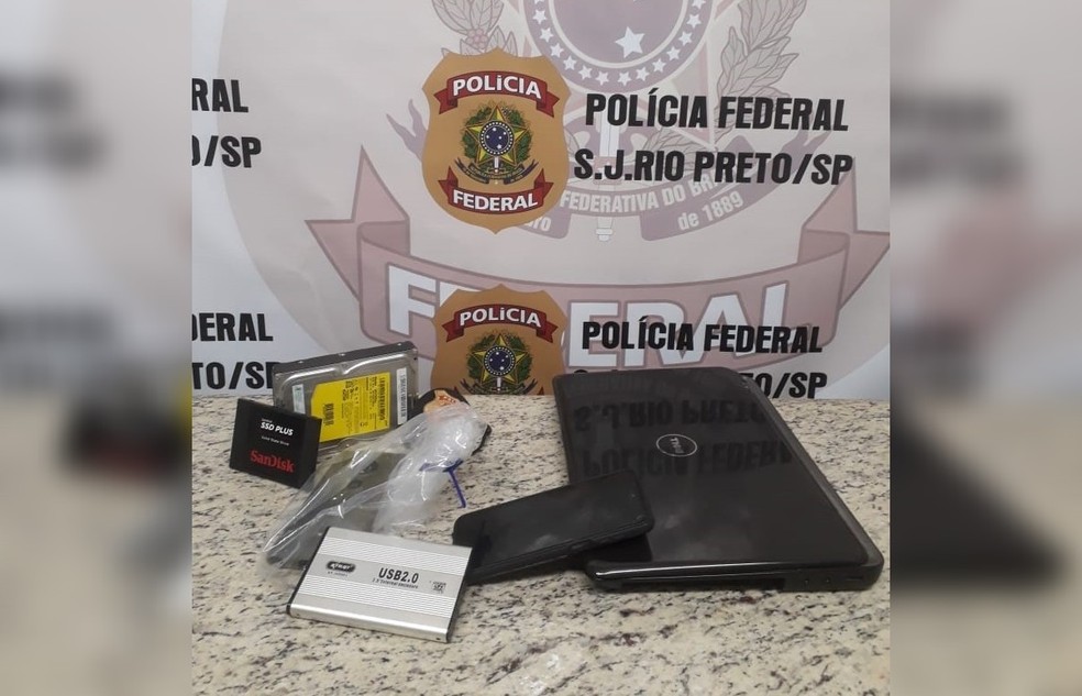 Polícia Federal de Rio Preto apreendeu equipamentos para serem periciados — Foto: Polícia Federal/Divulgação