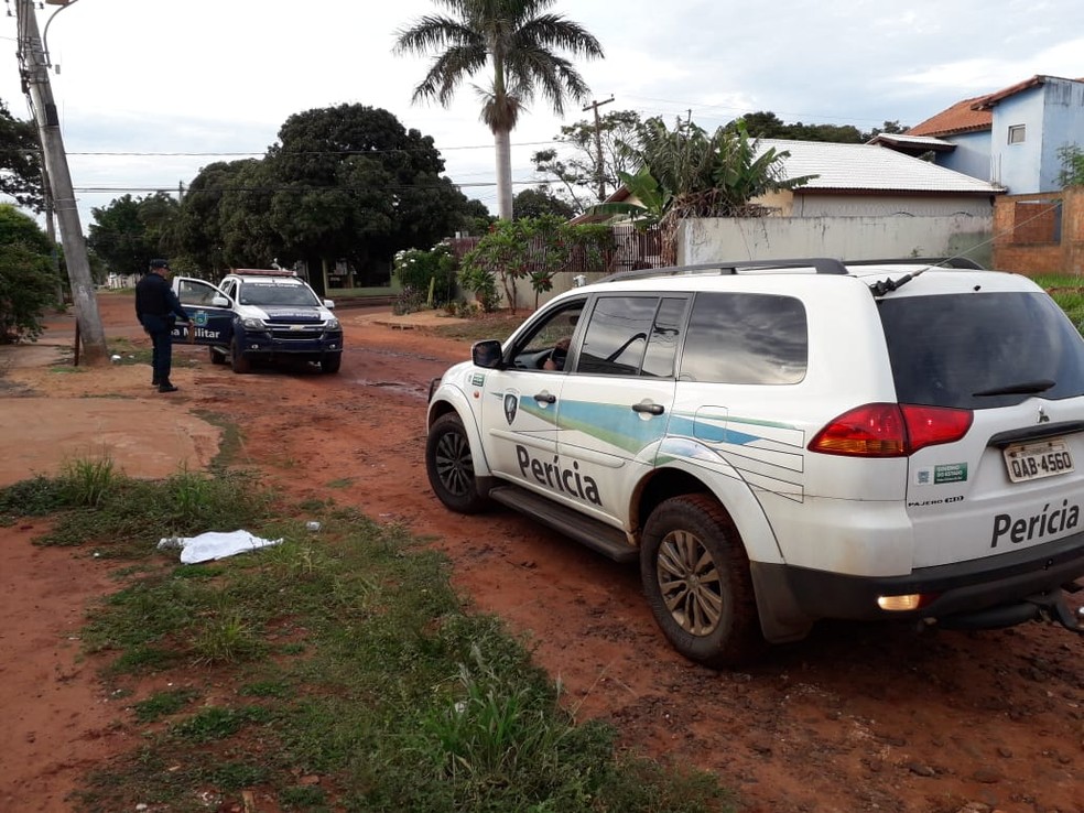 Per&iacute;cia diz que feto tinha entre cinco a seis meses de vida; corpo foi levado ao Imol em MS &mdash; Foto: Osvaldo N&oacute;brega/TV Morena