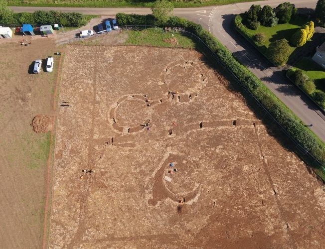 Vista aérea do sítio arqueológico (Foto: South West Heritage Trust)