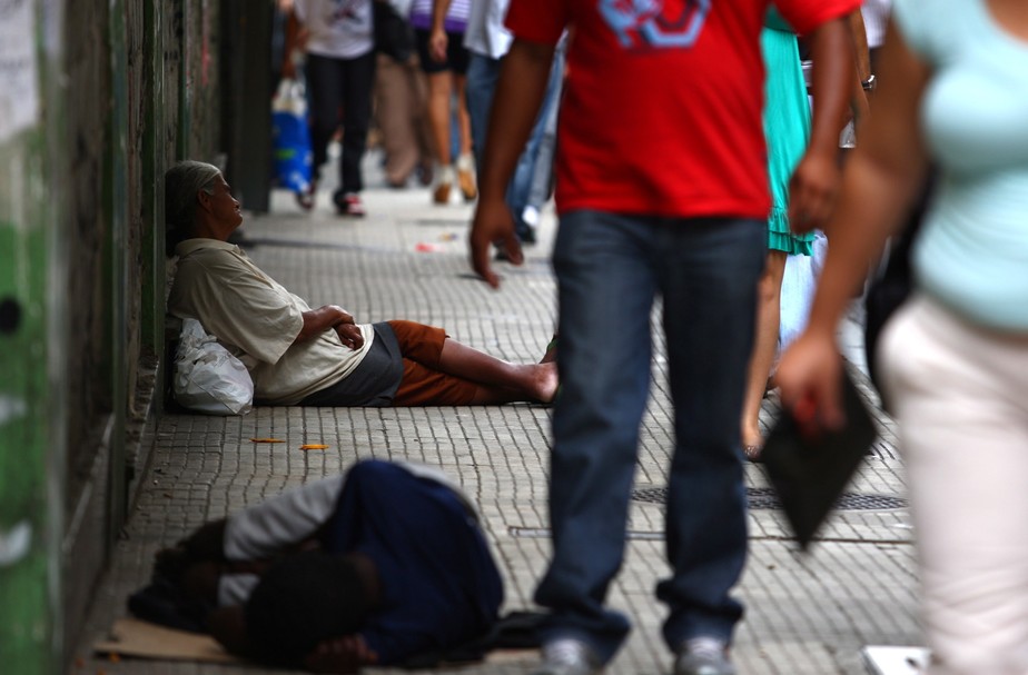 Fome, desigualdade e crise na indústria: o Brasil registra indicadores do passado