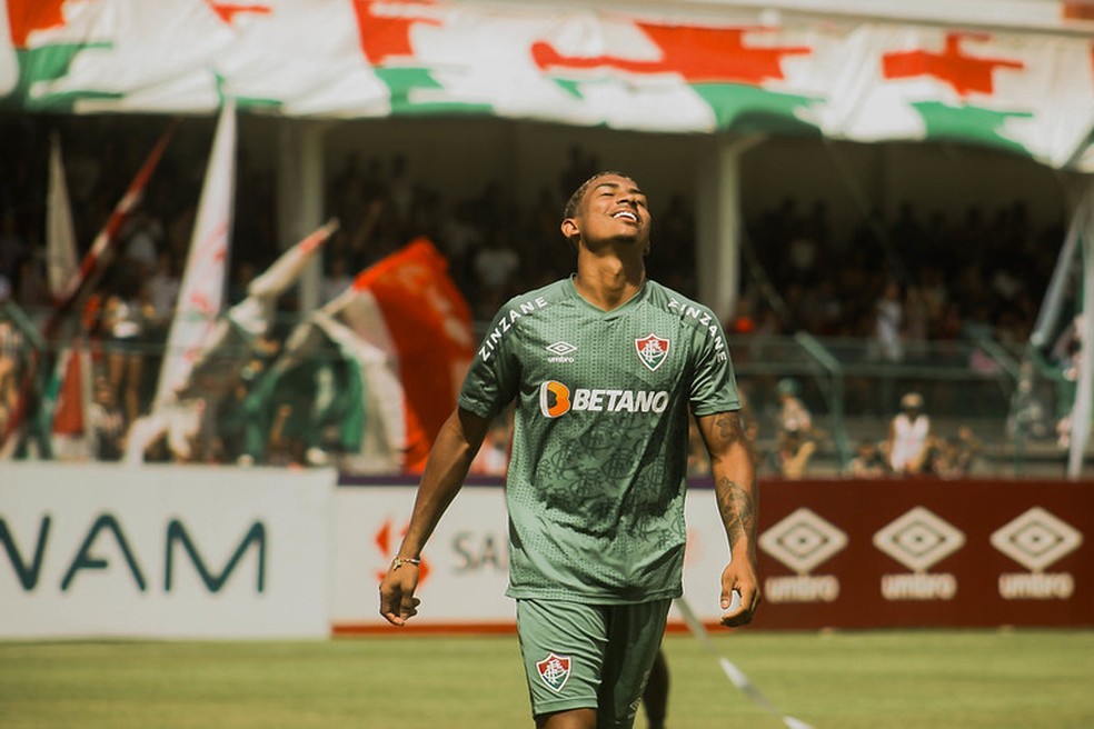 John Kennedy durante o treino aberto do Fluminense nas Laranjeiras — Foto: Marina Garcia / Fluminense FC