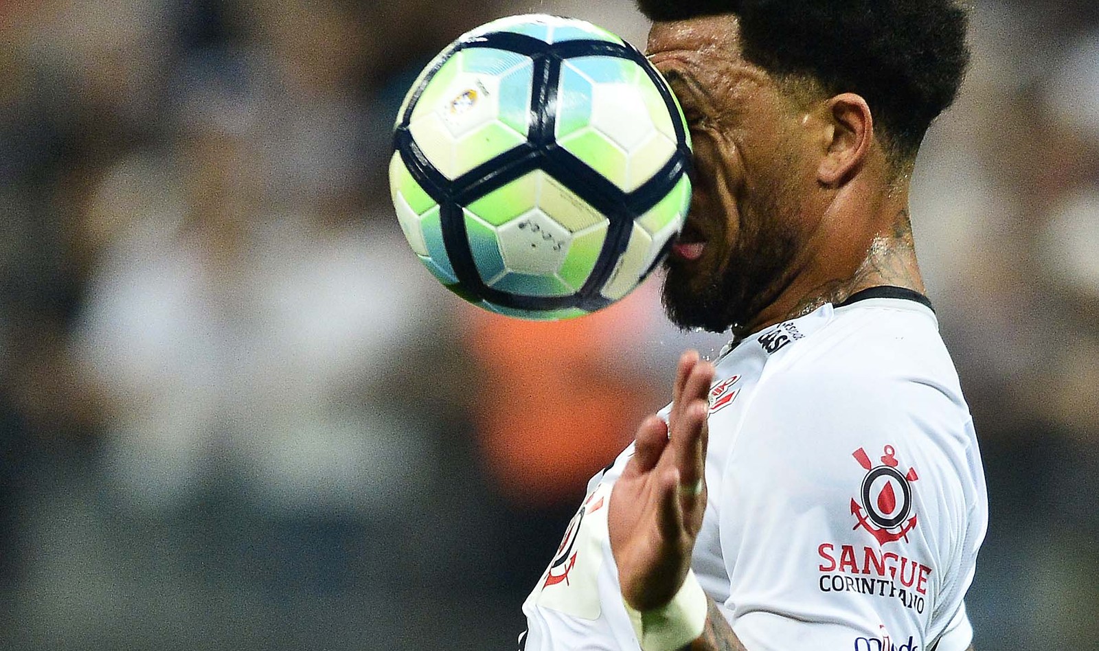 Nova zebra em Itaquera: lanterna Atlético-GO vence o líder Corinthians