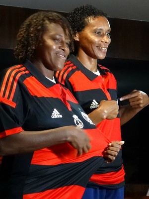 Maycon e Tânia Maranhão futebol feminino Flamengo (Foto: Jessica Mello / GloboEsporte.com)
