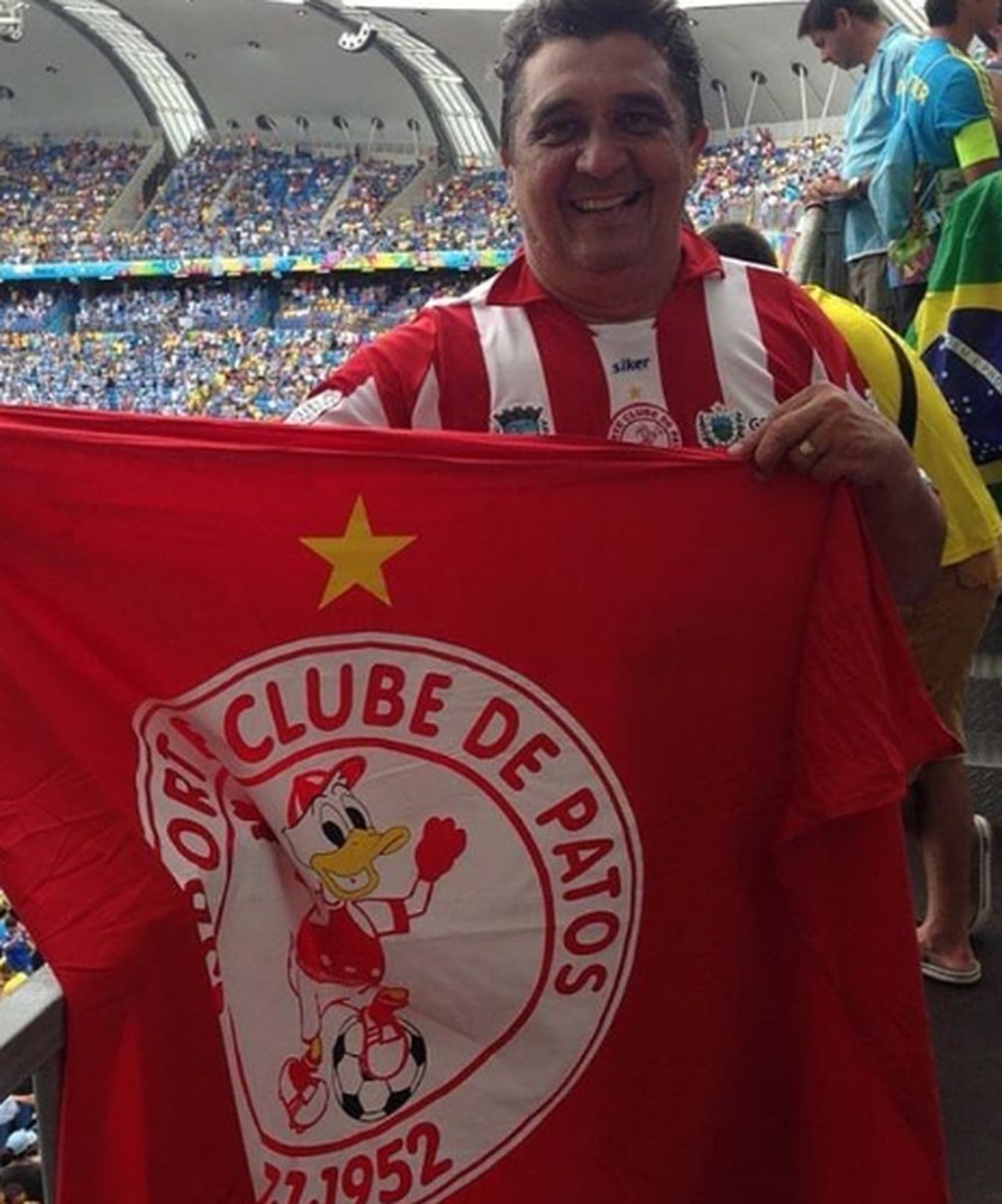 O presidente do Patinho Terror do Sert�o, D�rio Leit�o, justifica a desist�ncia por causa de falta de apoio e de recursos financeiros � Foto: Reprodu��o / Esporte de Patos