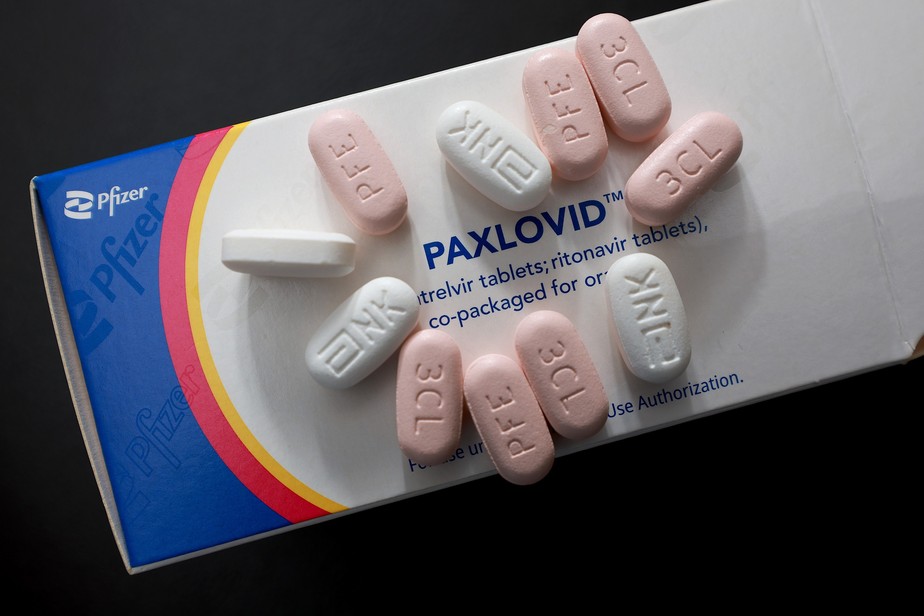 Aprovadas, pílulas contra Covid-19 ainda aguardam para entrar no SUS