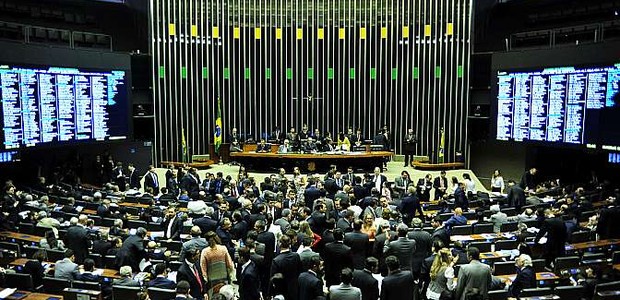 Câmara dos Deputados durante votação da MP 664 (Foto: Zeca Ribeiro / Câmara dos Deputados)