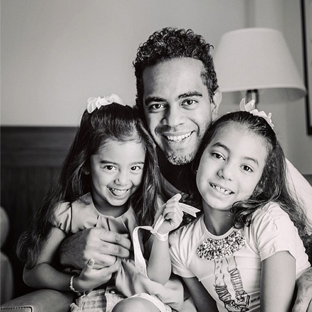 Jairzinho com as filhas (Foto: Reprodução / Instagram)