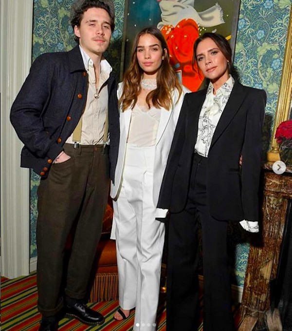O jovem Brooklyn Beckham, filho de David e Victoria Beckham, com a namorada, a modelo Hana Cross (Foto: Instagram)