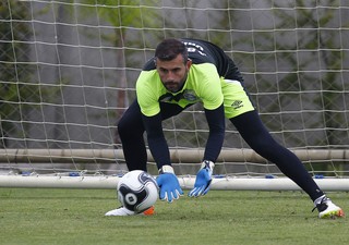 Sombra de Grohe, Grassi valoriza calendário cheio e espera jogar mais