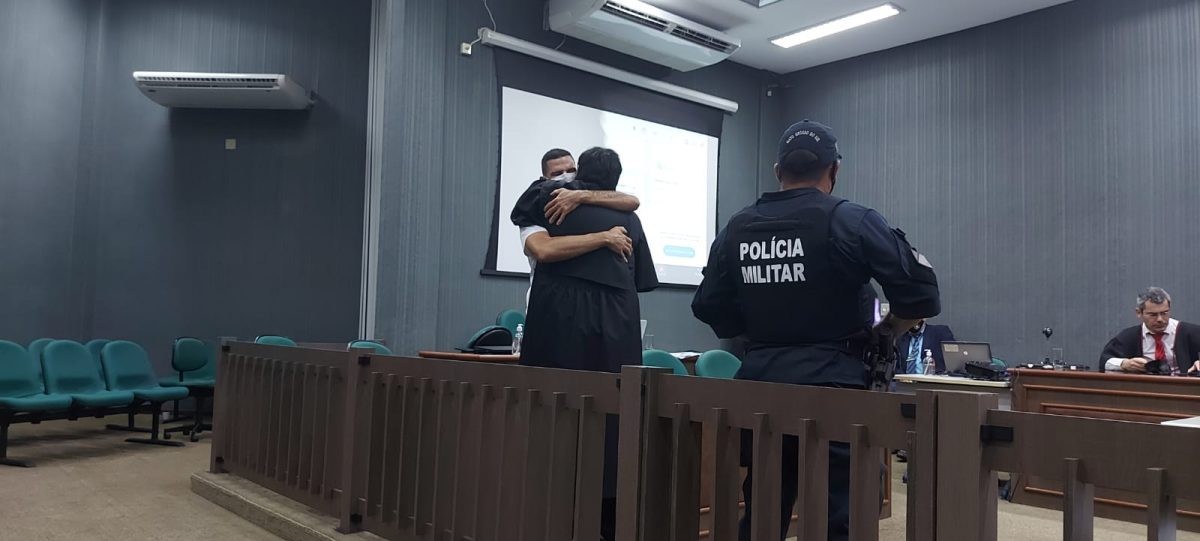 Técnico de enfermagem, réu por matar e sumir com corpo da esposa em MS, é inocentado por júri popular