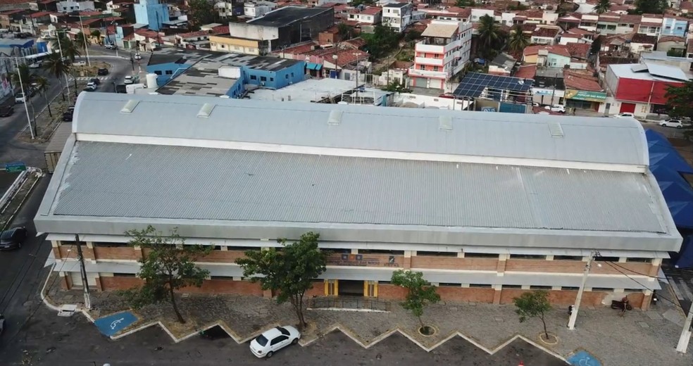 ABC leva apresentação do elenco para Mercado Público das Rocas — Foto: Ednaldo Lima