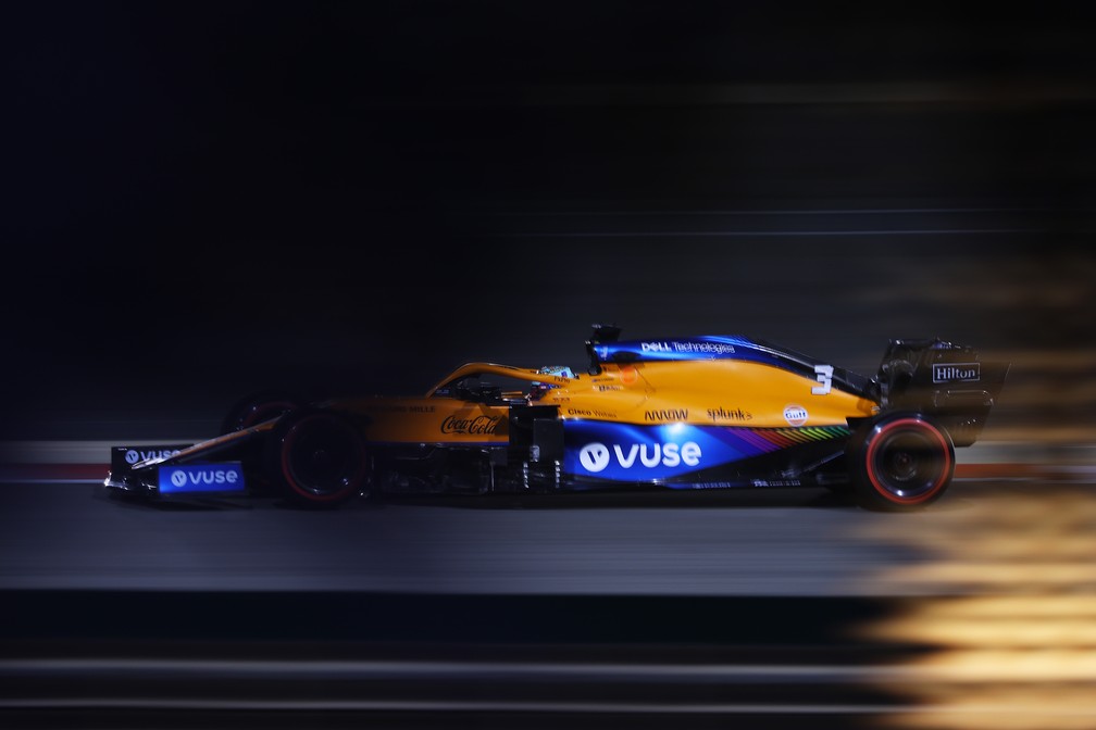 Daniel Ricciardo ficou apenas 47 milésimos à frente do companheiro Lando Norris na McLaren — Foto: Bryn Lennon/Getty Images