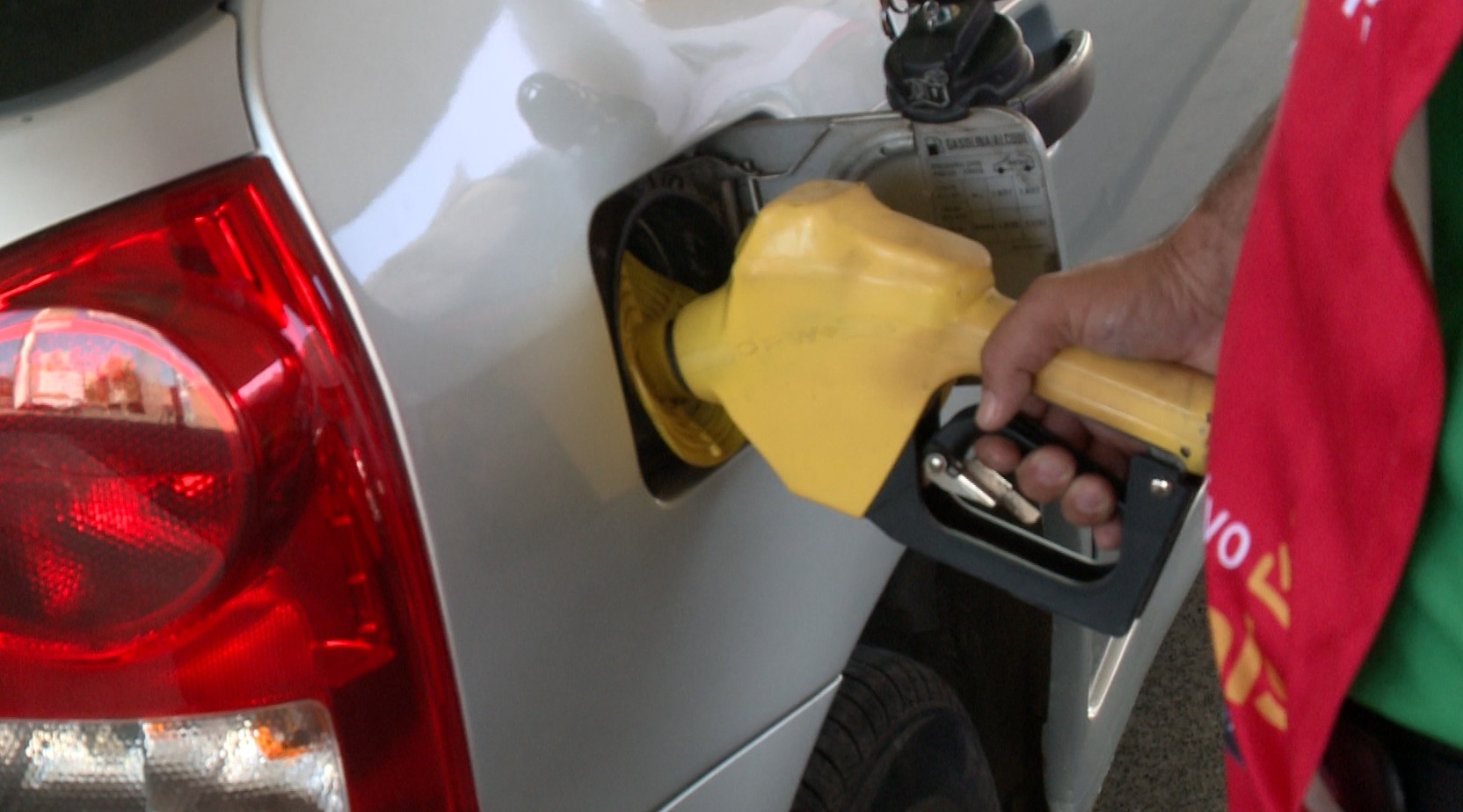Preço médio da gasolina tem queda na região, aponta ANP; veja valores