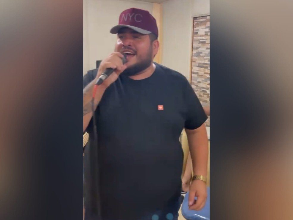 Cantor de forró Seu Zé foi morto a tiros em um estabelecimento comercial na cidade de Morada Nova, interior do Ceará. — Foto: Arquivo pessoal