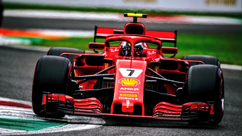 Com recorde da pista, Kimi faz a pole e comanda dobradinha da Ferrari em Monza