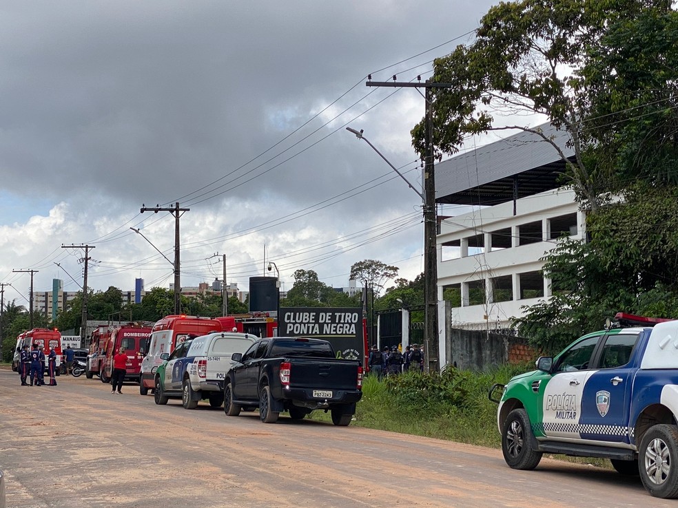 Explosão em clube de tiros, em Manaus — Foto: Carolina Diniz, Rede Amazônica.